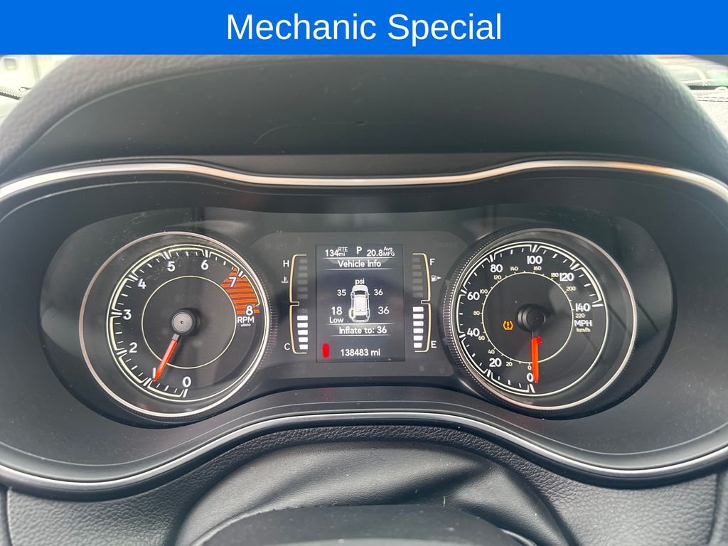Used 2019 Green Jeep Latitude image 20