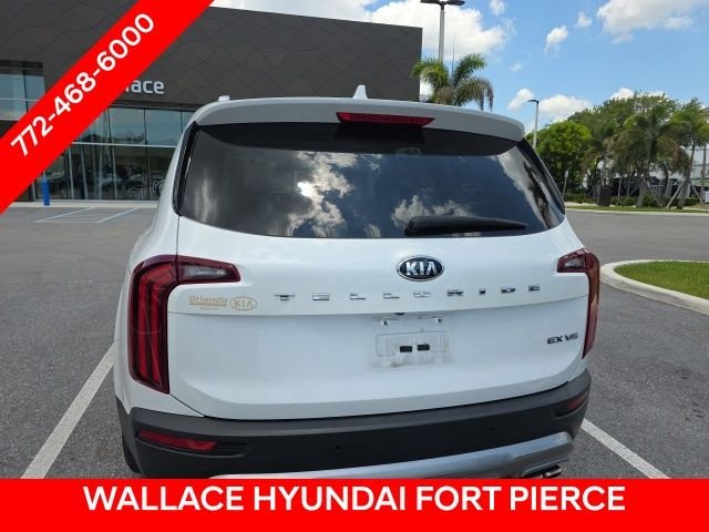 Used 2020 White Kia EX image 4