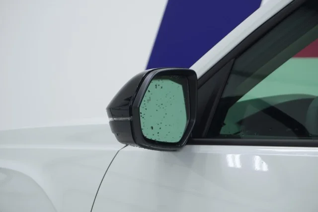 New 2026 Opal White Pearl Volkswagen 2.0T Peak Edition image 14