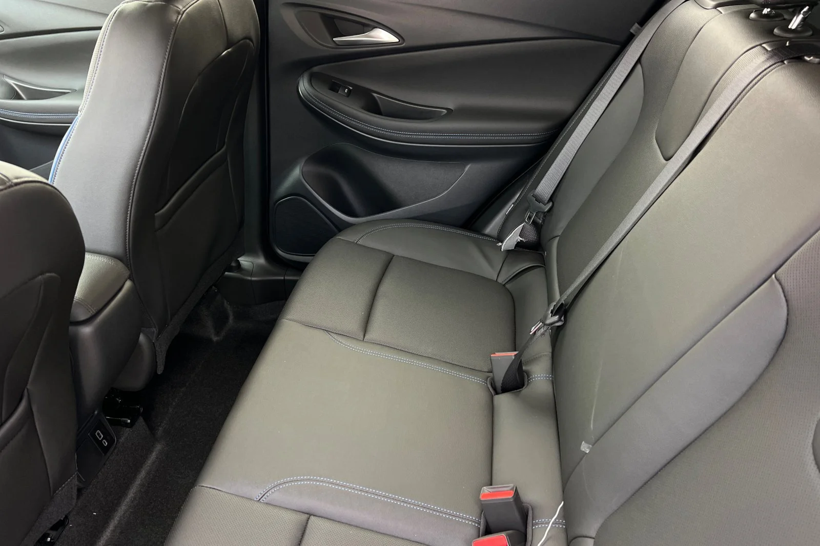 2026 Buick Encore GX Sport Touring - Photo 11