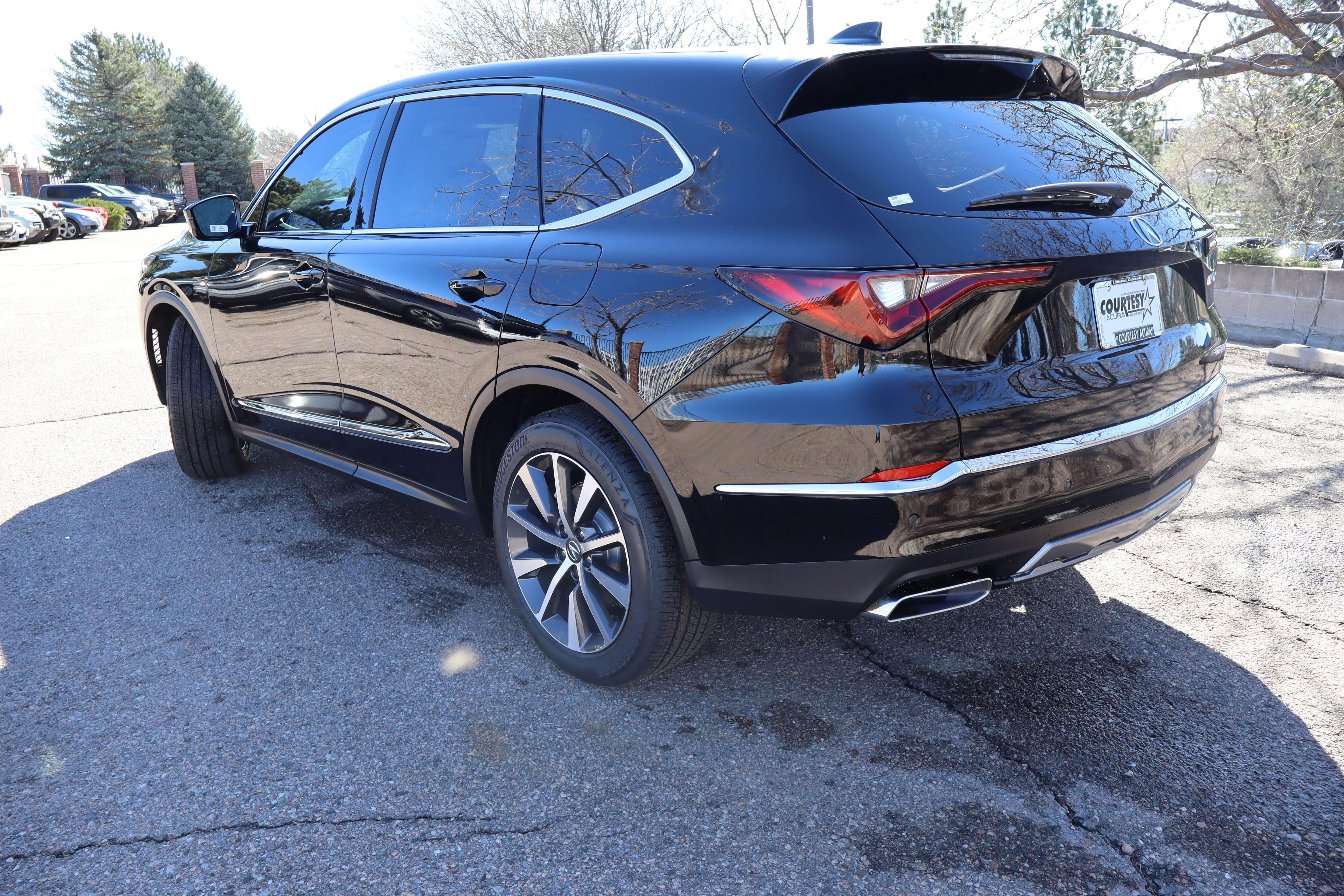 New 2026 Majestic Black Pearl Acura w/Technology Package image 4