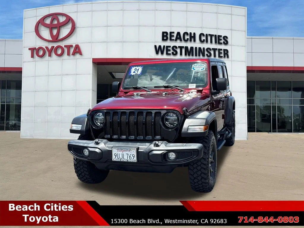 Used 2021  Jeep Unlimited Willys image 5