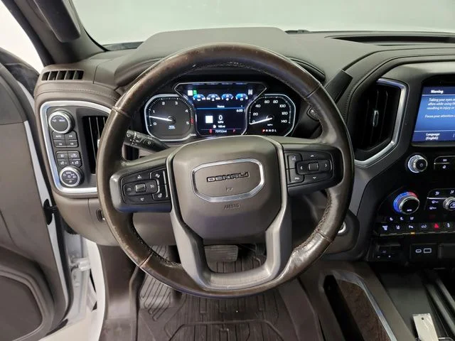 Used 2022 White GMC Denali image 39