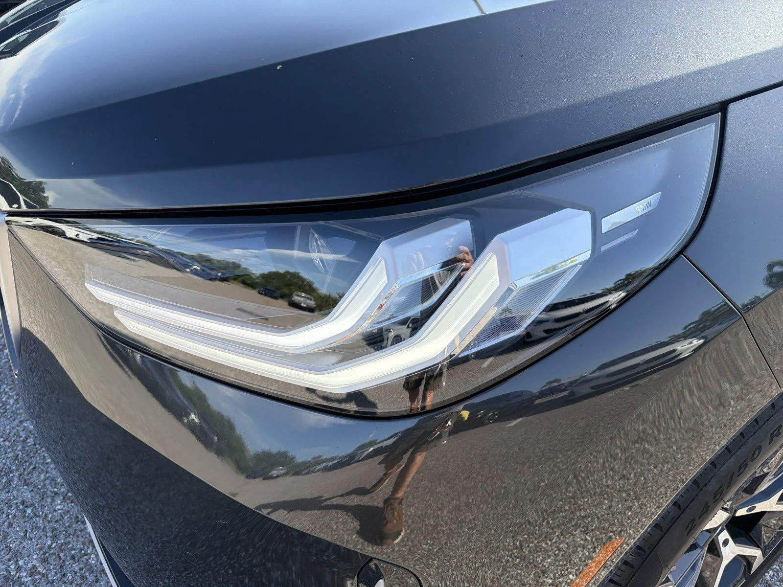 New 2026 Dark Graphite Metallic BMW 30 xDrive image 9