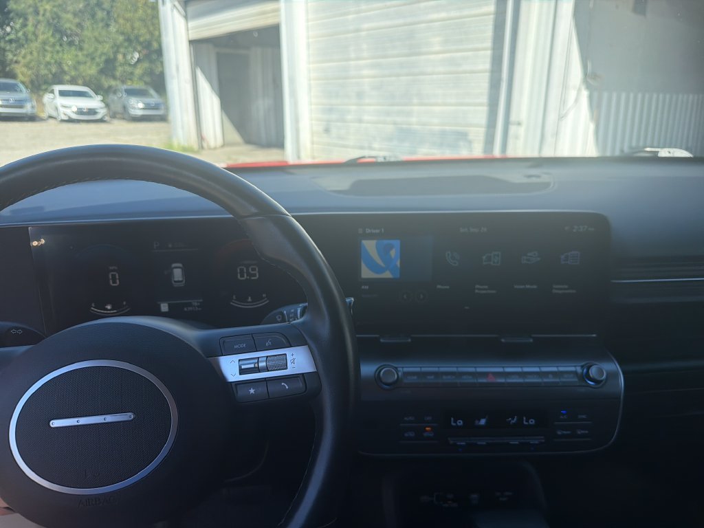 Used 2025 Orange Hyundai SEL image 21