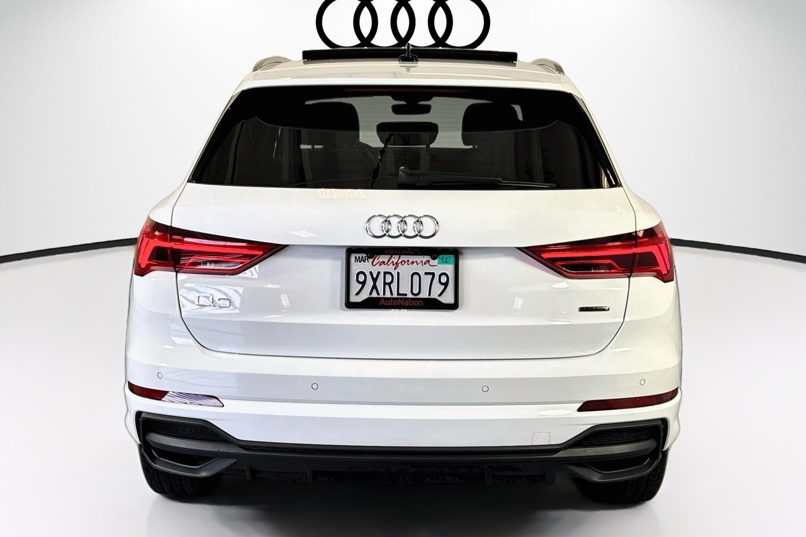Used 2025 Arkona White Audi S line Premium image 6