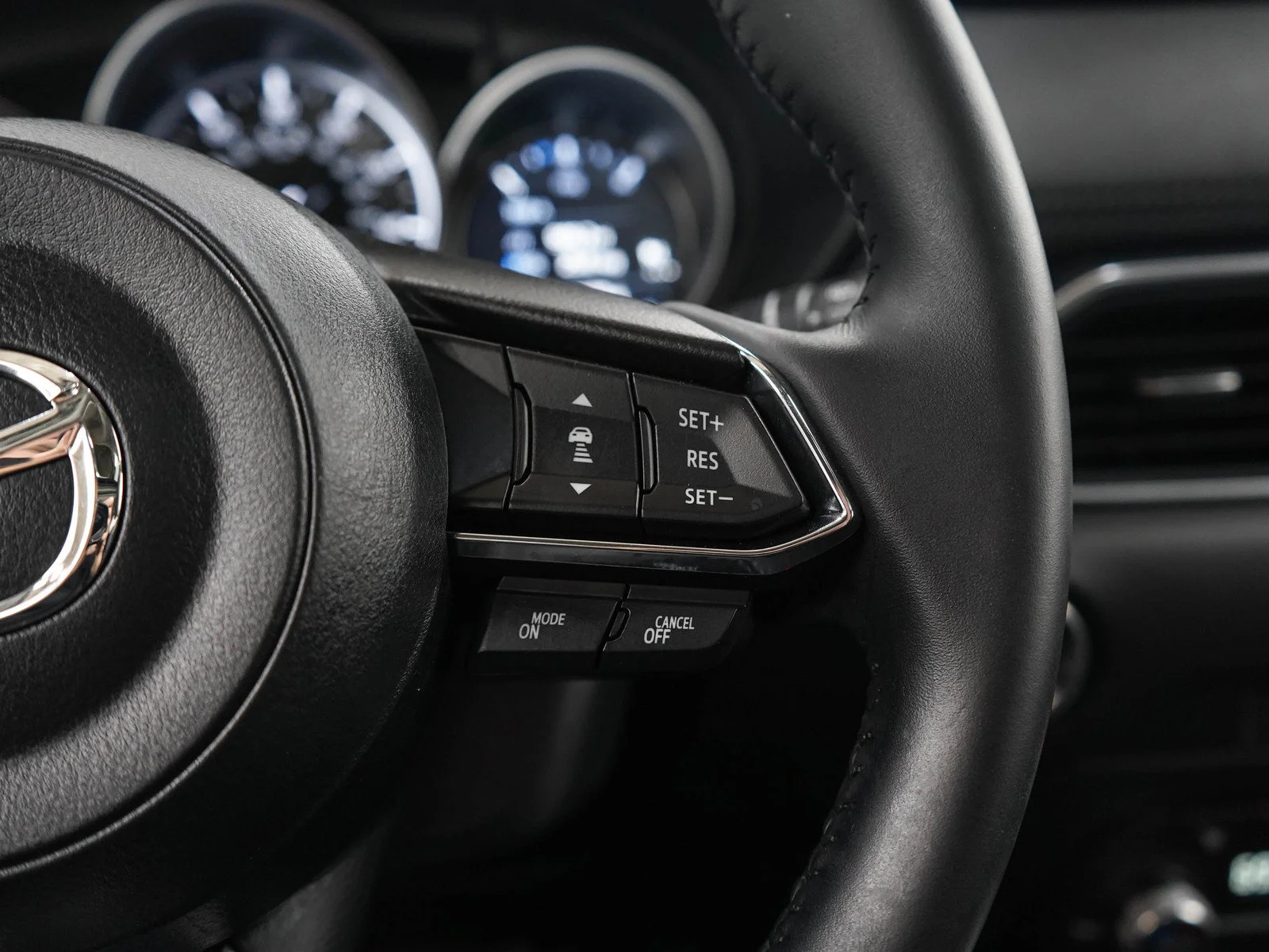 Used 2025 Machine Gray Metallic Mazda 2.5 S Preferred Package image 27