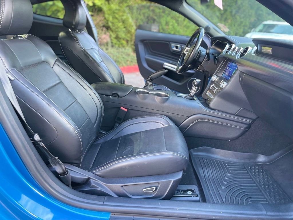 Used 2019 Blue Ford GT Premium image 20