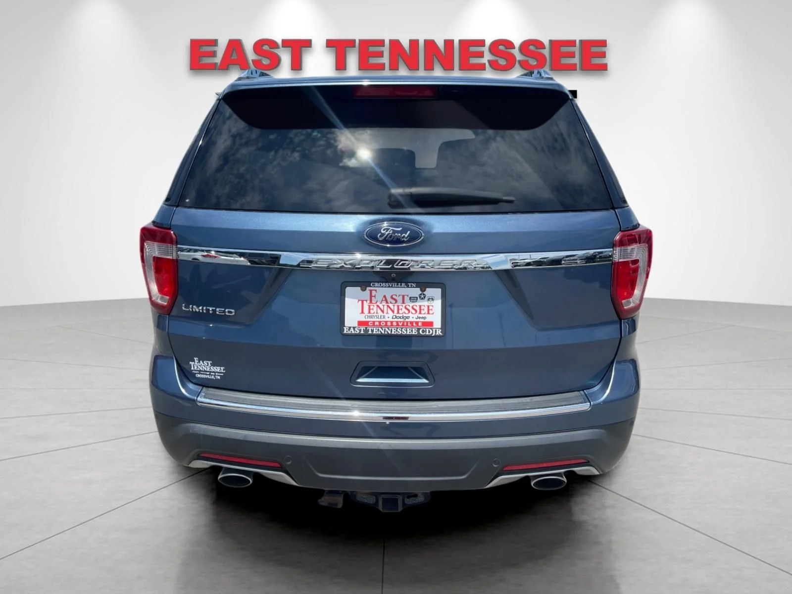 Used 2018 Blue Ford Limited image 4