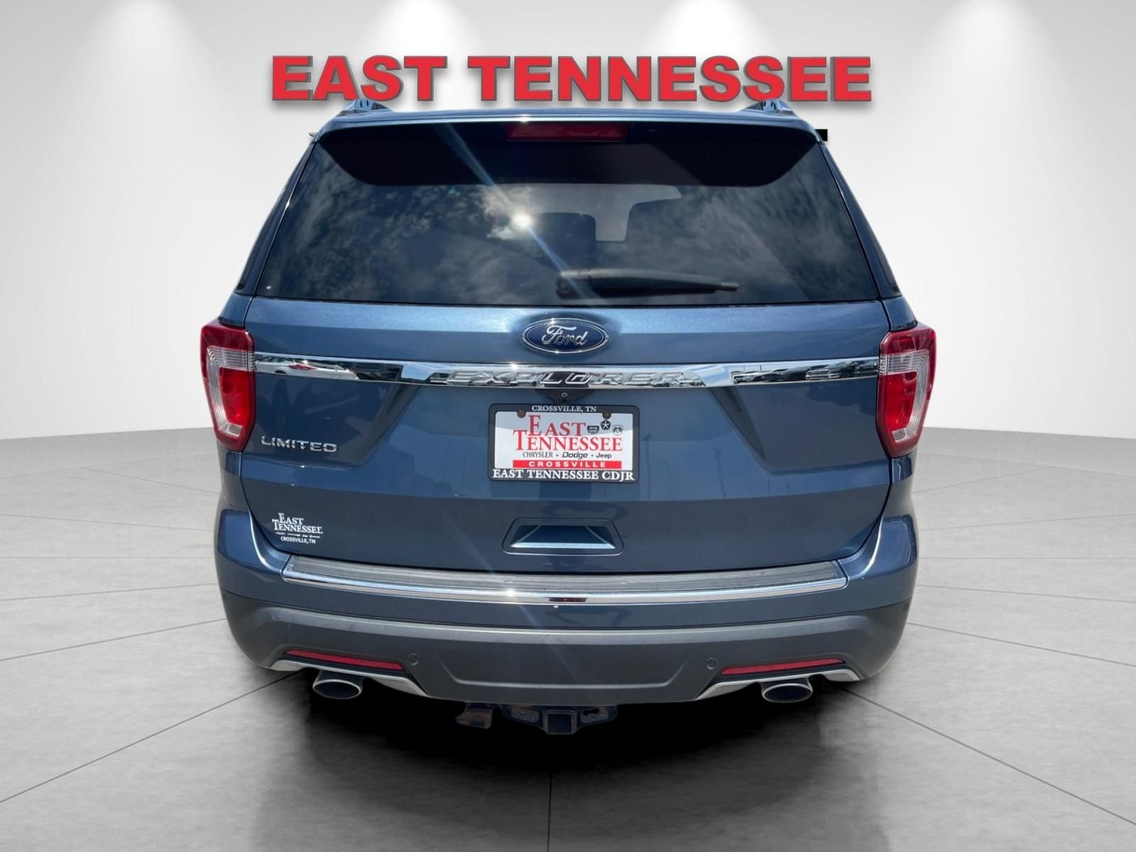 Used 2018 Blue Ford Limited image 4