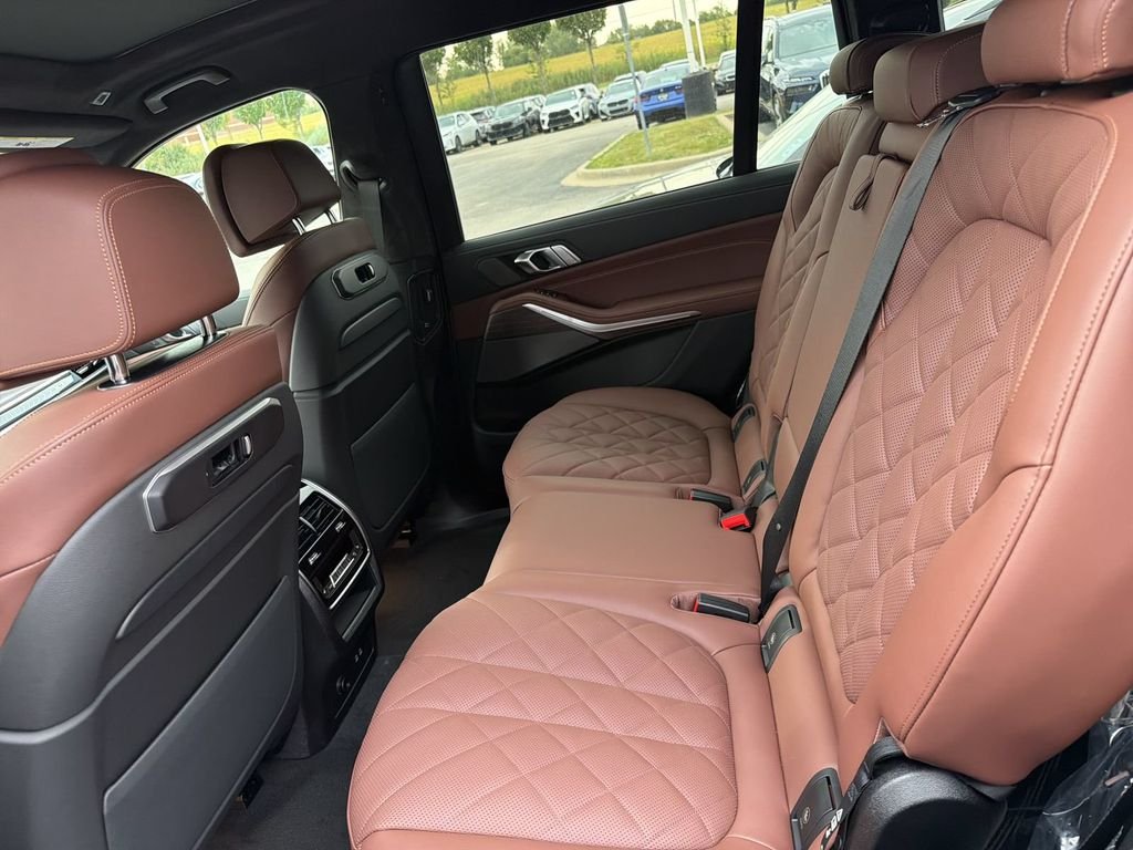 New 2027 Skyscraper Grey Metallic BMW xDrive40i image 13