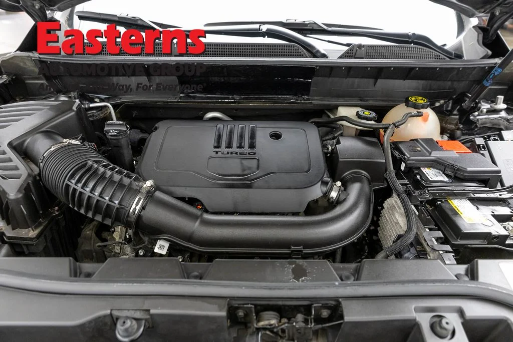 Used 2023 Black GMC SLE image 7