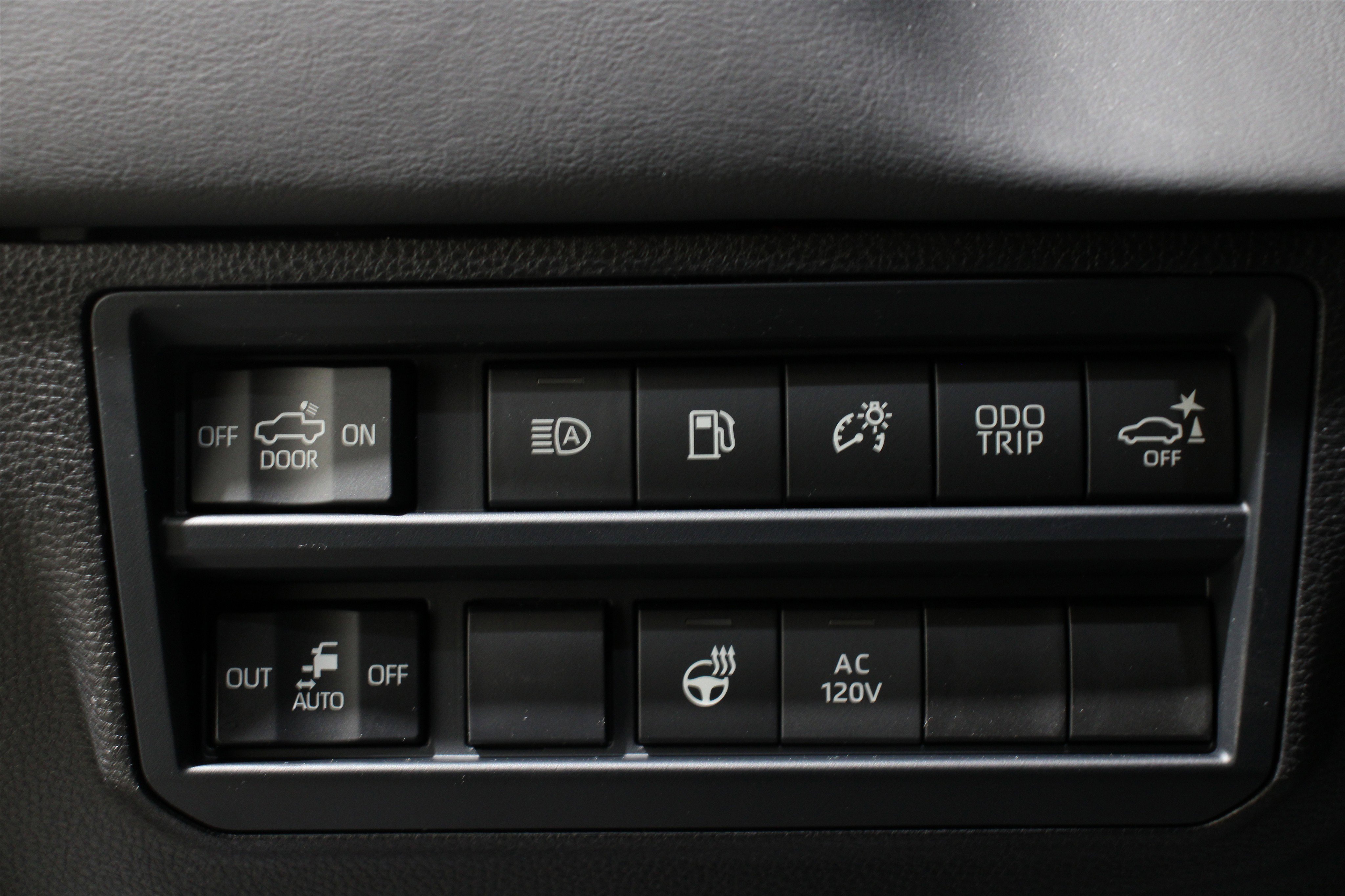 2026 Toyota Tundra Platinum - Photo 7