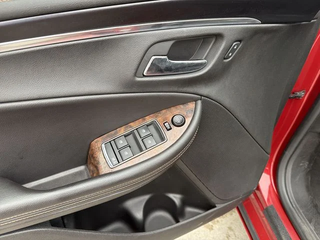 Used 2015 Red Chevrolet LT image 15