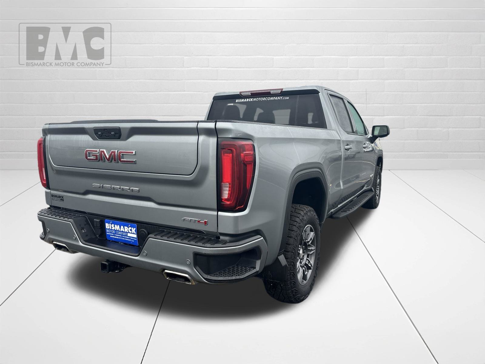 Used 2025 Gray GMC AT4 image 3