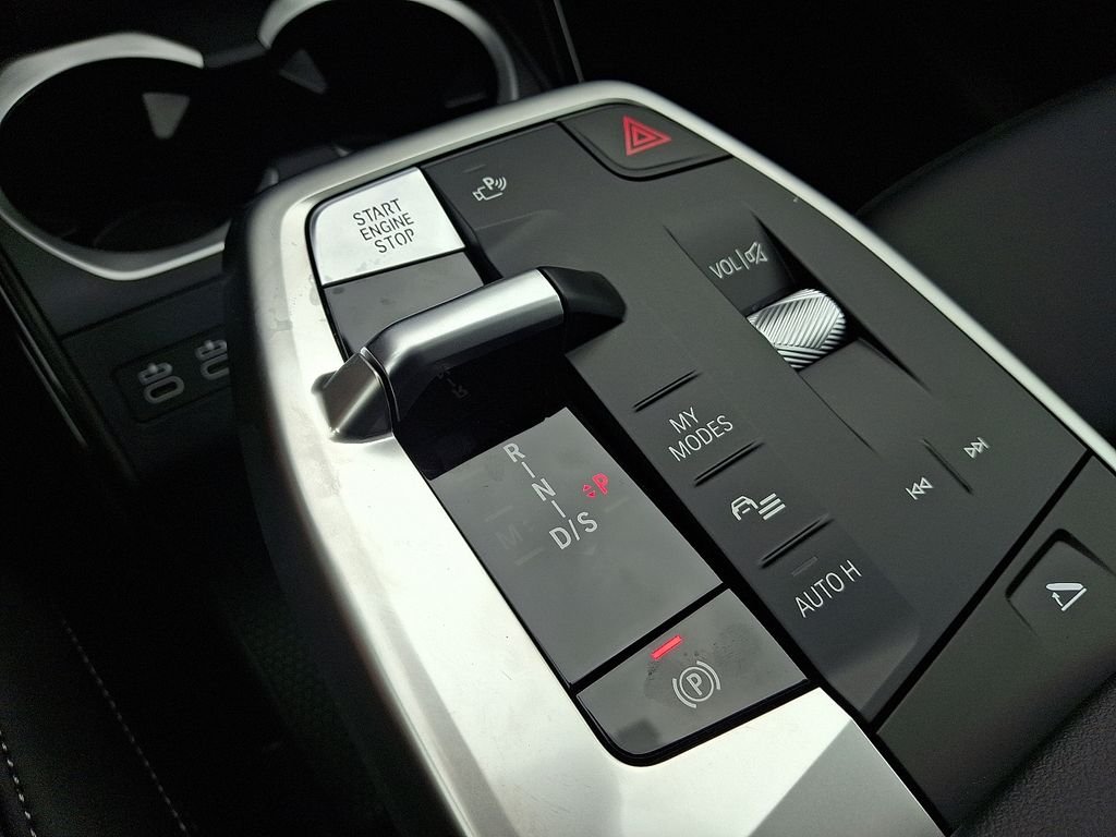 2026 BMW X1 28i - Photo 7