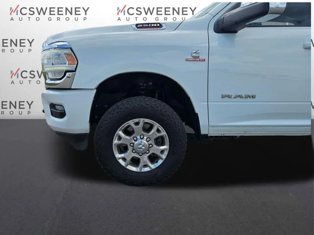 Used 2024 White Ram Laramie image 27