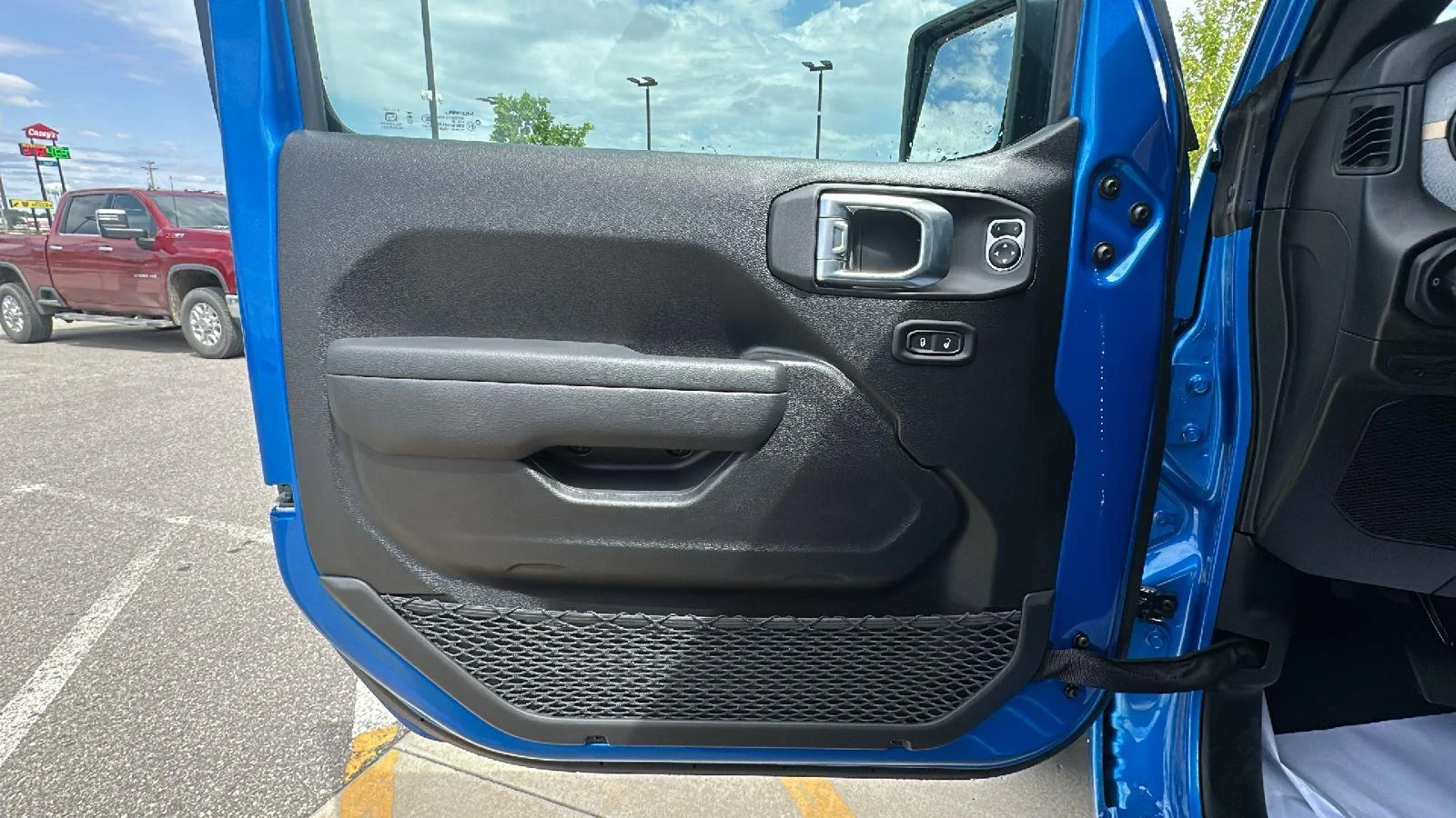New 2026 Hydro Blue Pearlcoat Jeep Sport S image 9