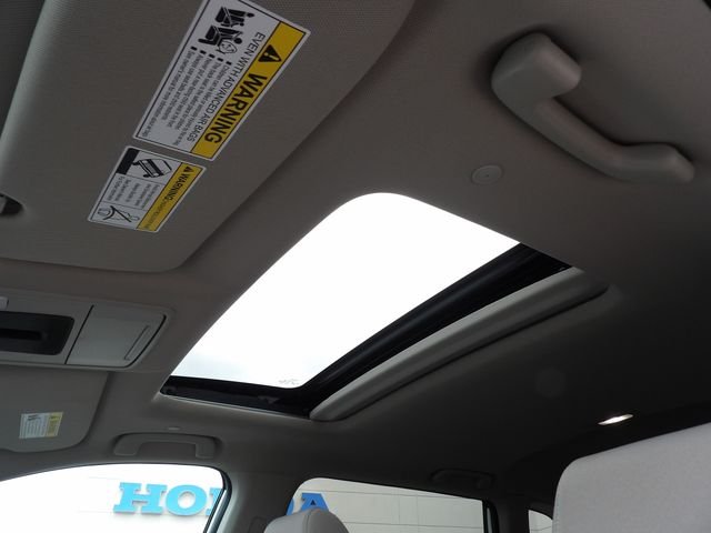 New 2026 Platinum White Pearl Honda EX image 37