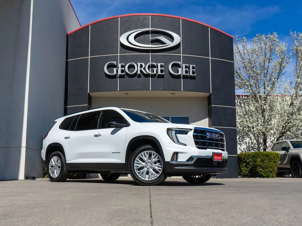 2026 GMC Acadia Elevation AWD's photo