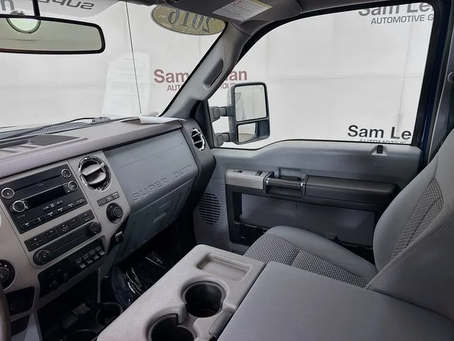 Used 2016 Blue Ford XLT image 21
