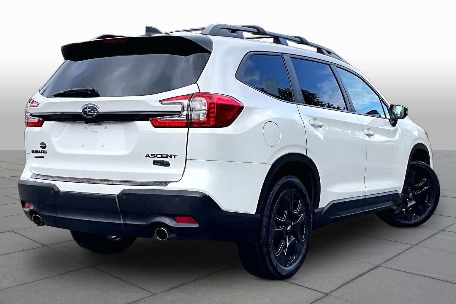 Used 2023 Crystal White Pearl Subaru Onyx Edition image 13