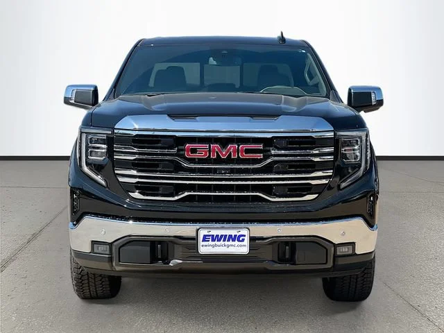 2026 GMC Sierra 1500 SLT - Photo 2