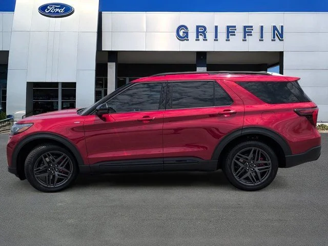 New 2026 Rapid Red Metallic Tinted Clearcoat Ford ST-Line image 10