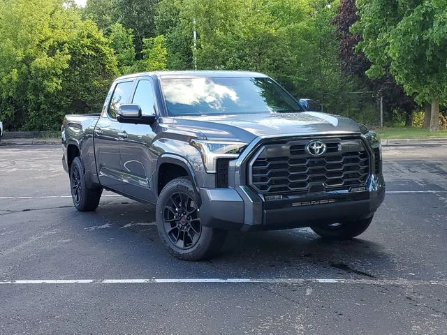 New 2026 Gray Toyota Platinum image 39