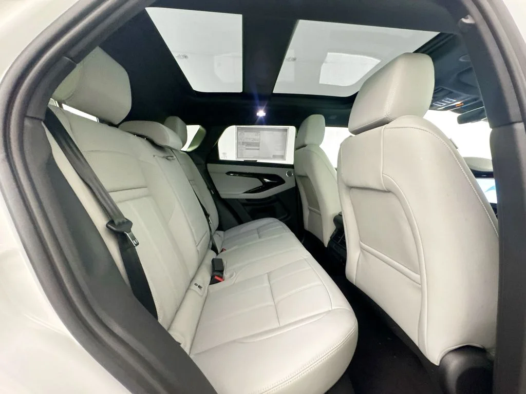 New 2026 Fuji White Land Rover Core S image 27