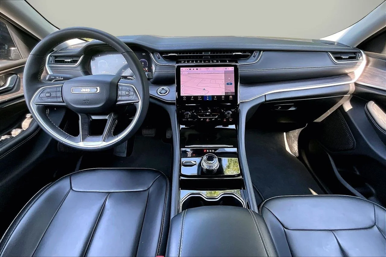 Used 2023 Black Jeep Limited image 15