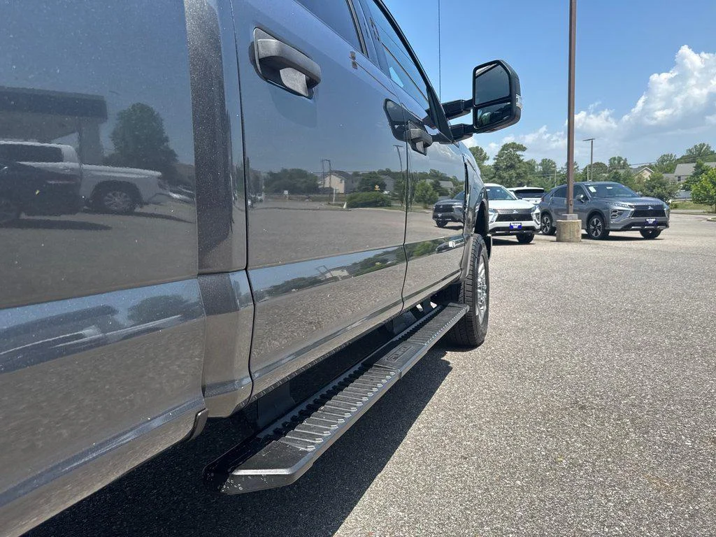 Used 2019 Magnetic Metallic Ford XLT 4WD Crew Cab 6.75 Box image 11
