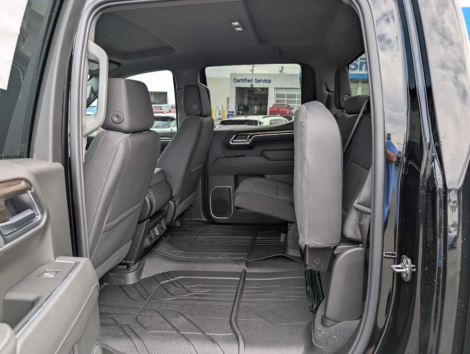 2026 Chevrolet Silverado 1500 RST - Photo 18
