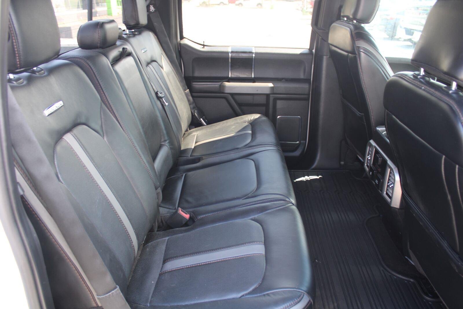 Used 2019 White Platinum Metallic Tri-Coat Ford Platinum image 5