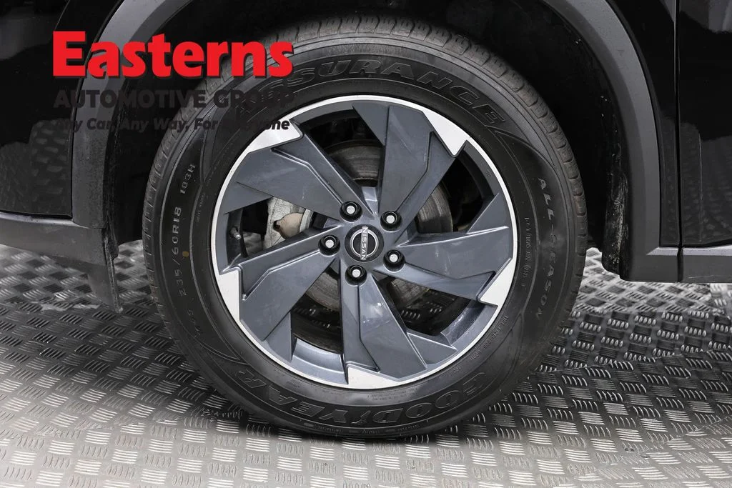 Used 2024 Black Nissan SV image 30