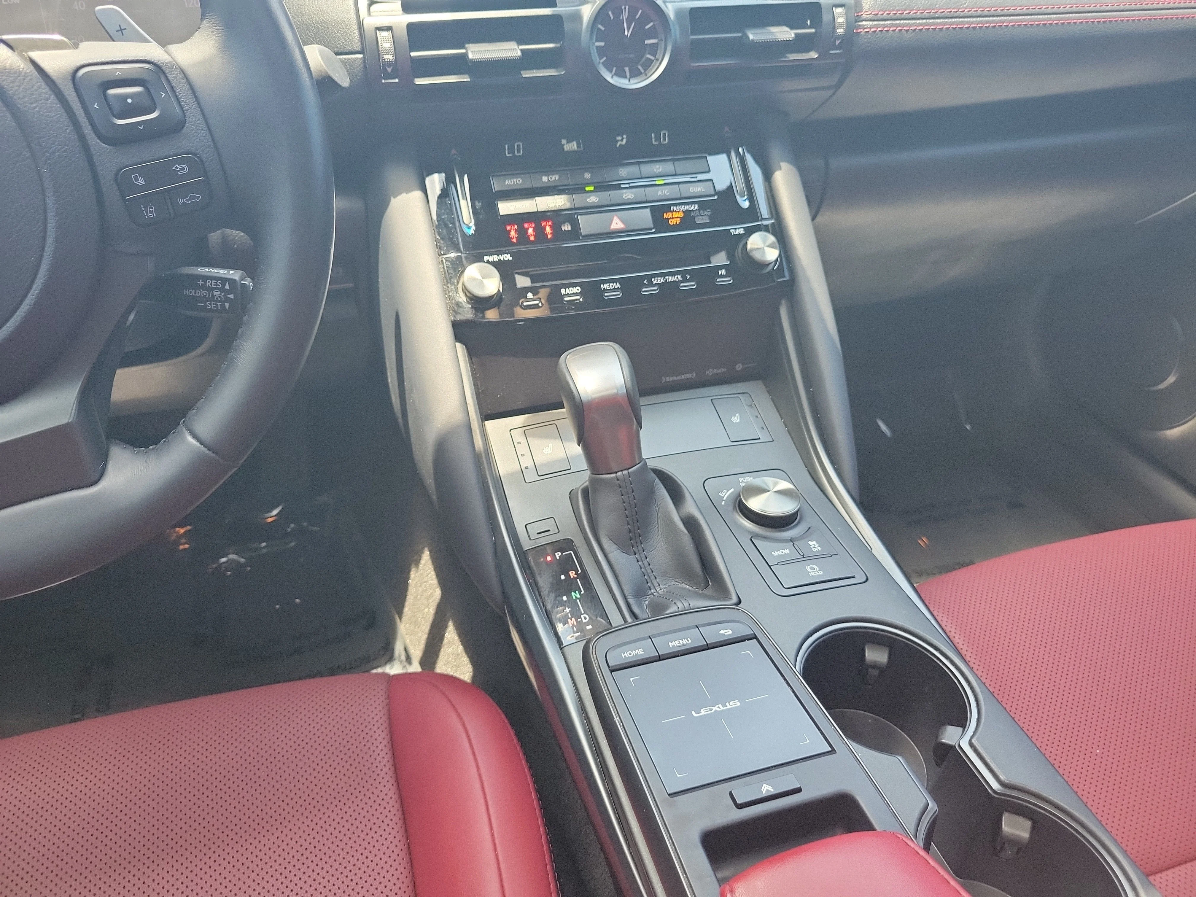 Certified Used 2024 Iridium Lexus 300 image 17