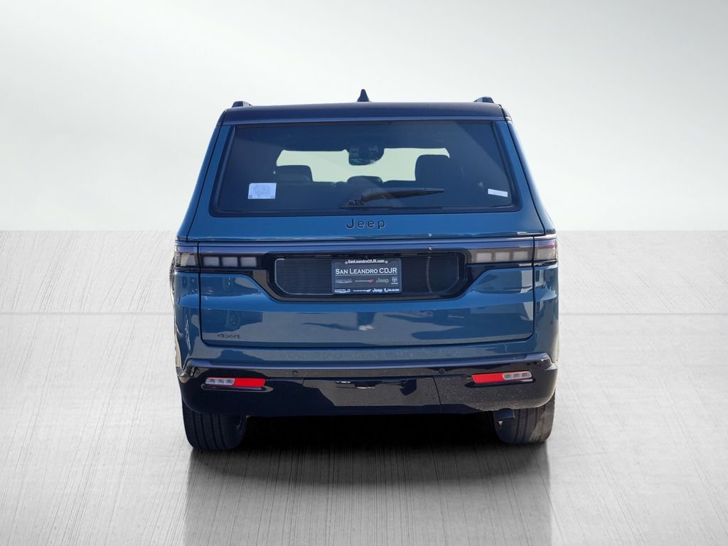 New 2026 Steel Blue Exterior Paint Jeep Summit Reserve image 5