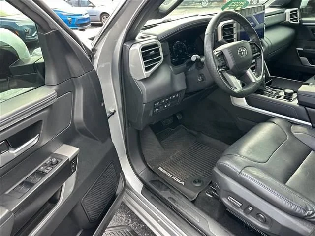 2023 Toyota Sequoia Platinum - Photo 15