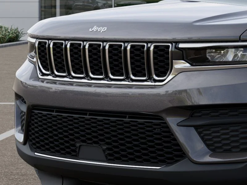 Used 2025 Gray Jeep Laredo X image 11