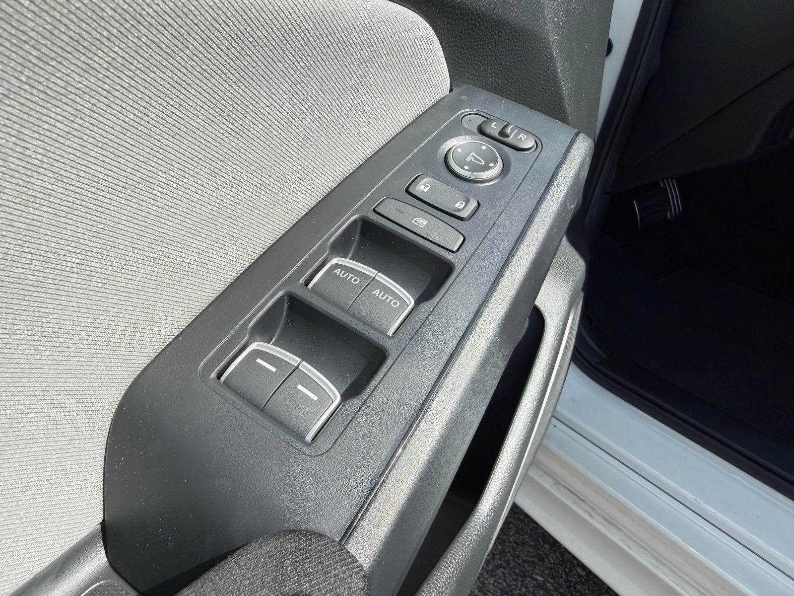 2026 Honda Civic Sport - Photo 12