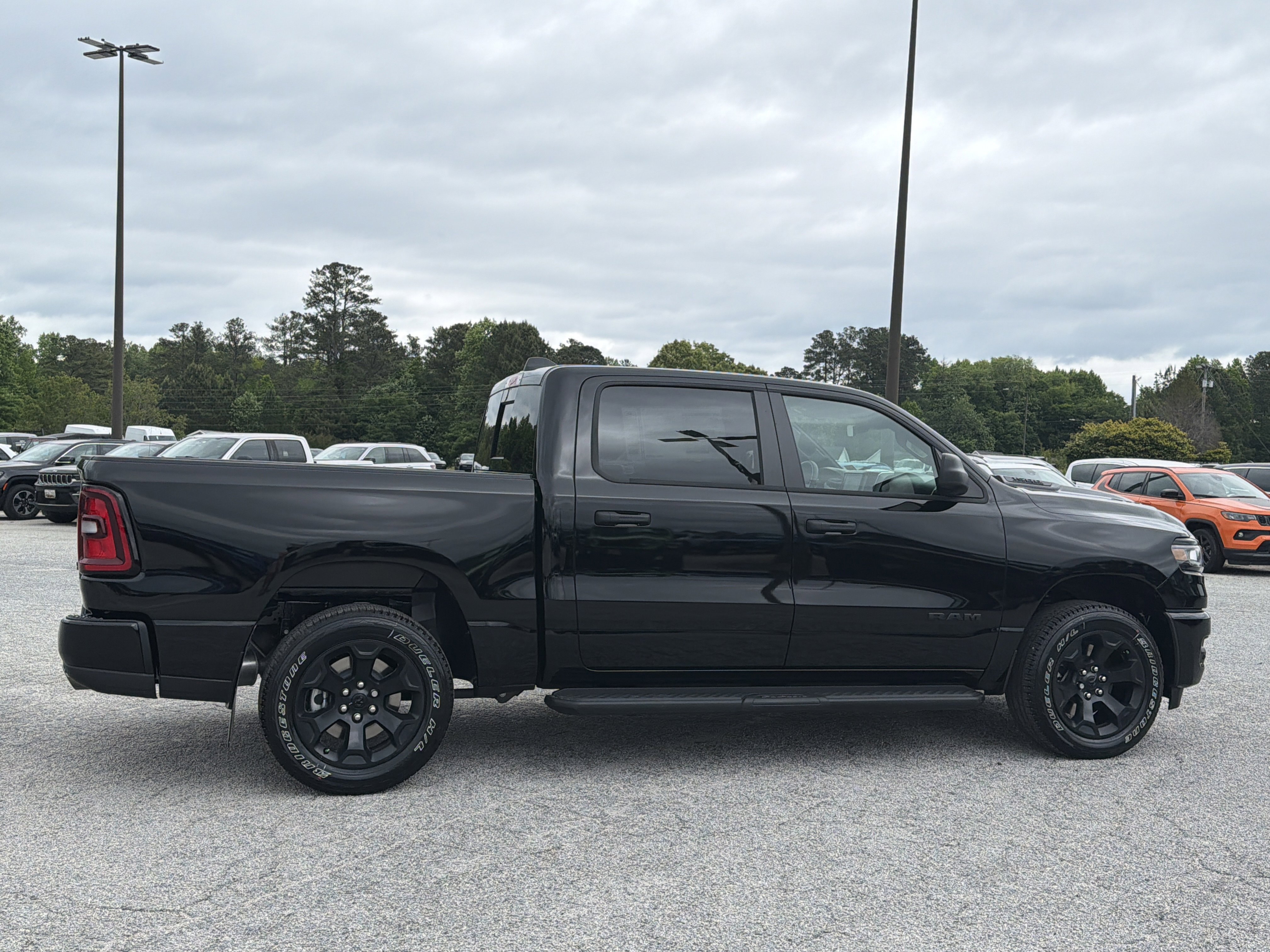 New 2026 Diamond Black Crystal Pearl-Coat Exterior Paint RAM Express image 9