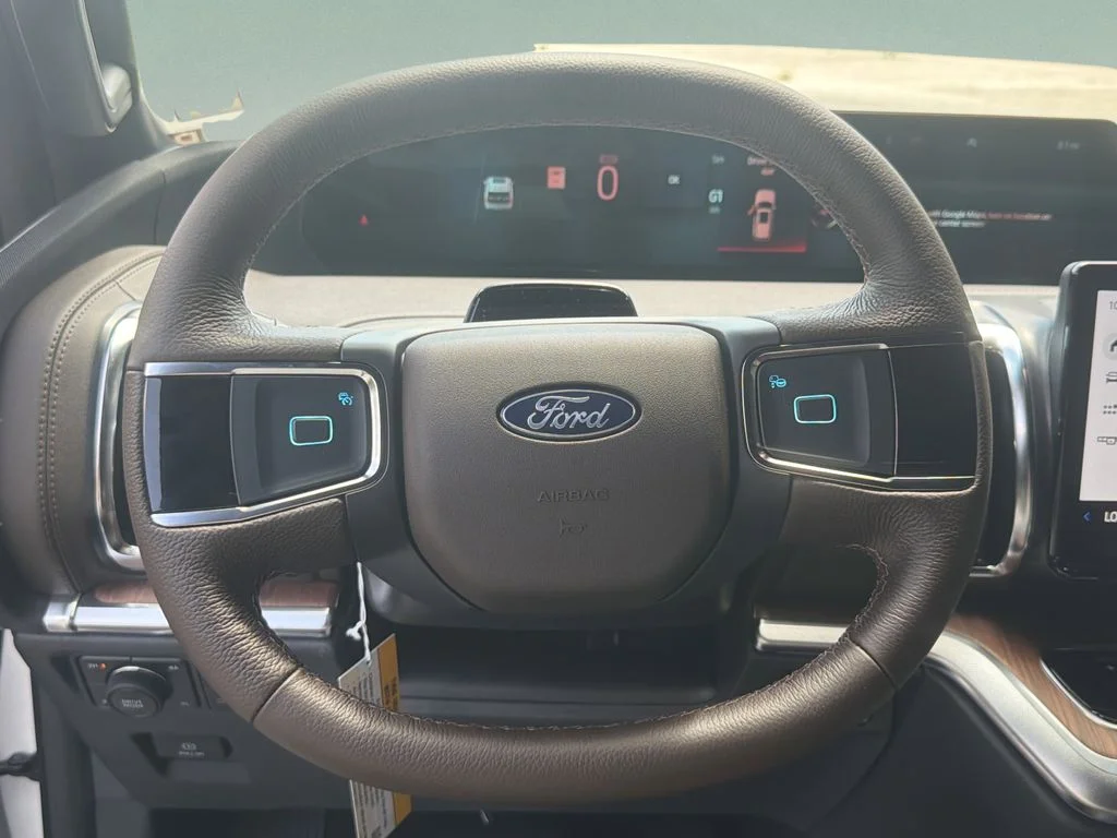 New 2026 Star White Metallic Tri-Coat Ford King Ranch® image 46