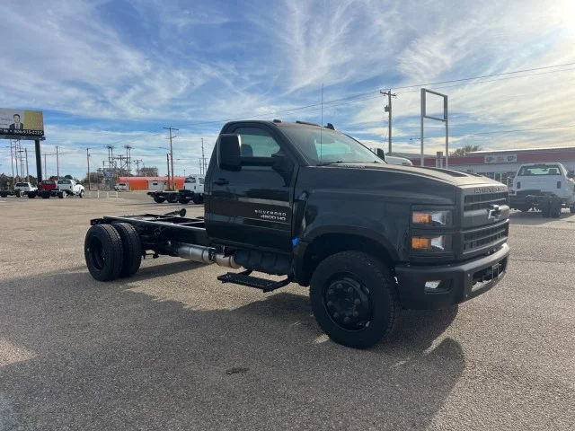 2024 Chevrolet Silverado 4500 HD Chassis Cab Work Truck - Photo 7