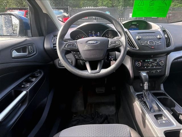 Used 2017 Blue Ford SE image 5