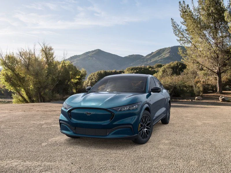 New 2026 Adriatic Blue Metallic Ford Premium image 4