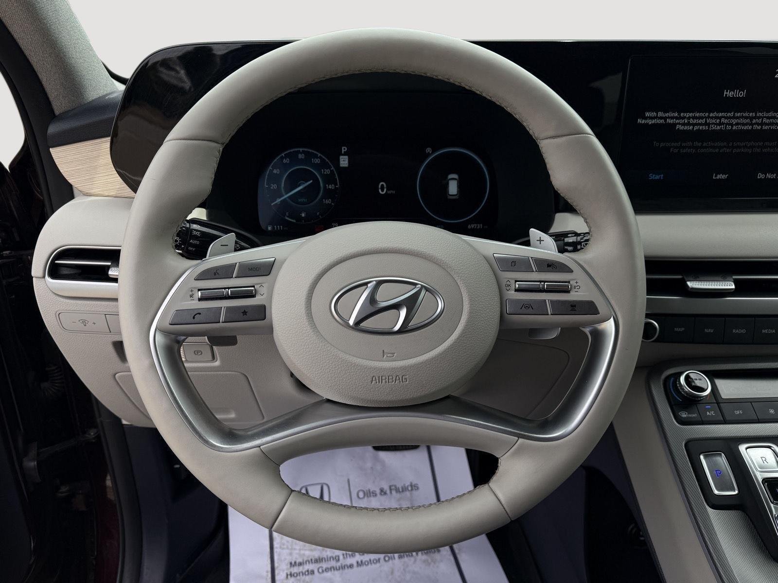 Used 2023 Sierra Burgundy Hyundai Limited image 18