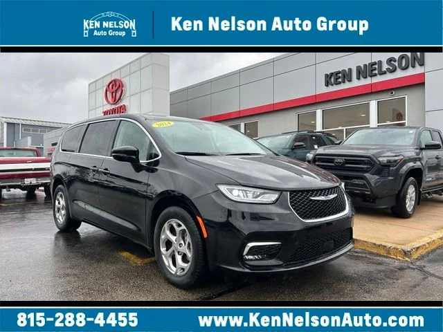 Used 2024 Black Chrysler Limited image 1