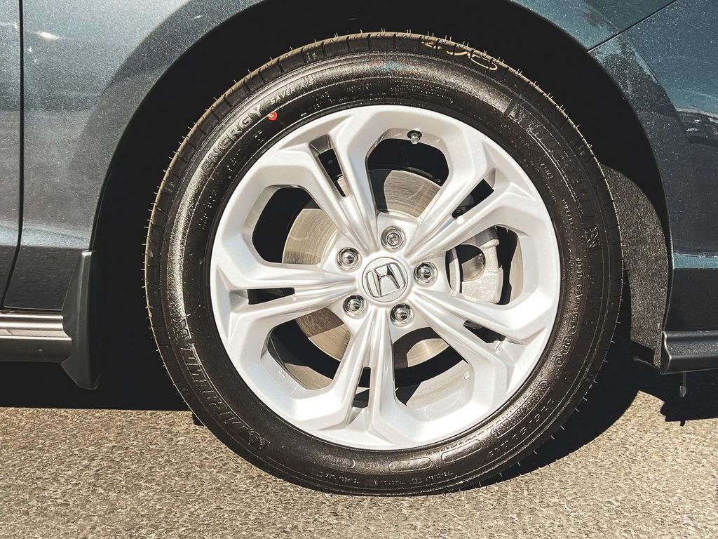 New 2026 Meteorite Gray Metallic Honda LX image 4