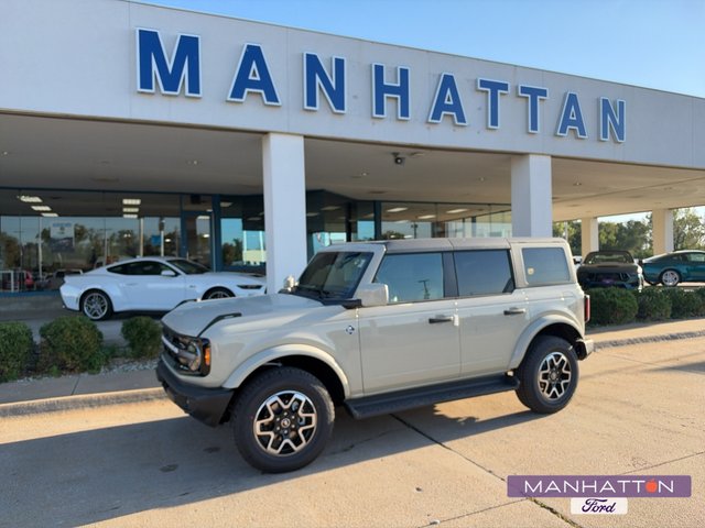 2026 Ford Bronco Outer Banks®