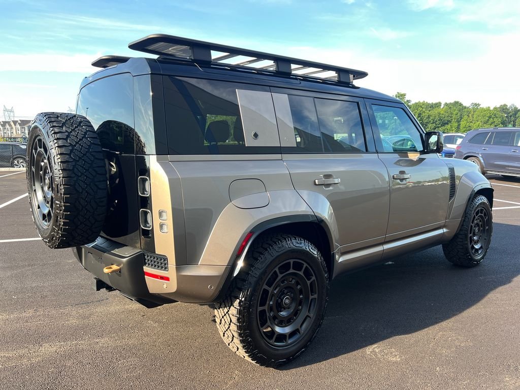 Used 2025 Brown Land Rover OCTA image 8